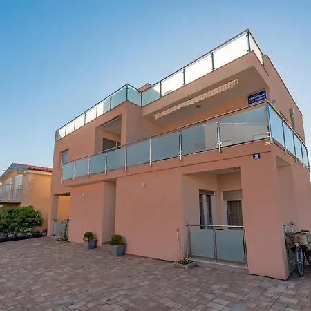 Appartement 1 Bedroom Nice In *